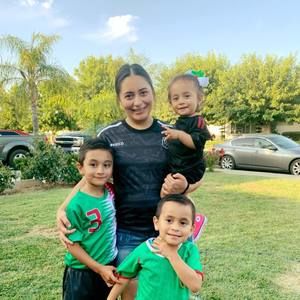 Meet your Posher, Lorena